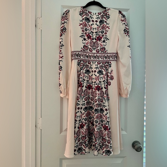 Gal Meets Glam- Chloe Floral Border Print A-Line Dress - Picture 2 of 5